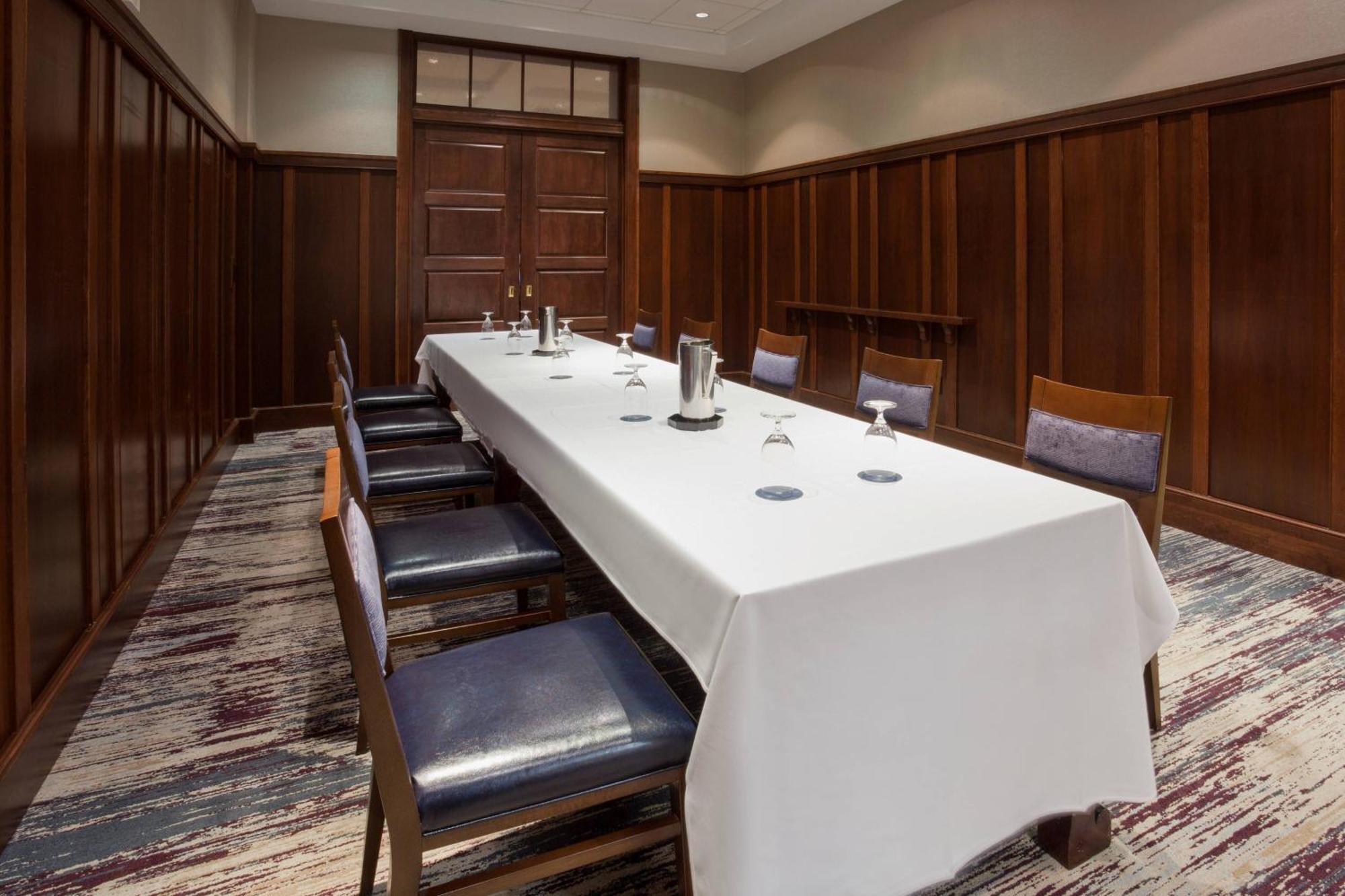 Sheraton St Paul Hotel Woodbury