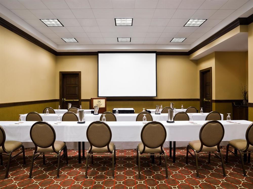 Sheraton St Paul Hotel